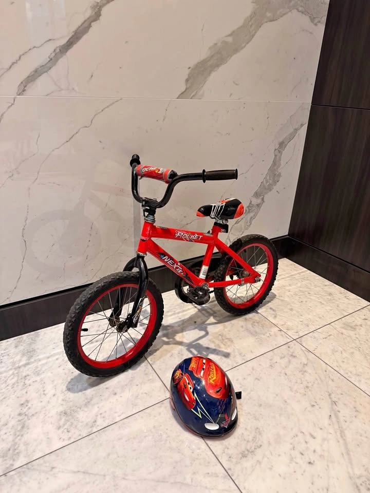 16" Boys Bike + Helmet Gift