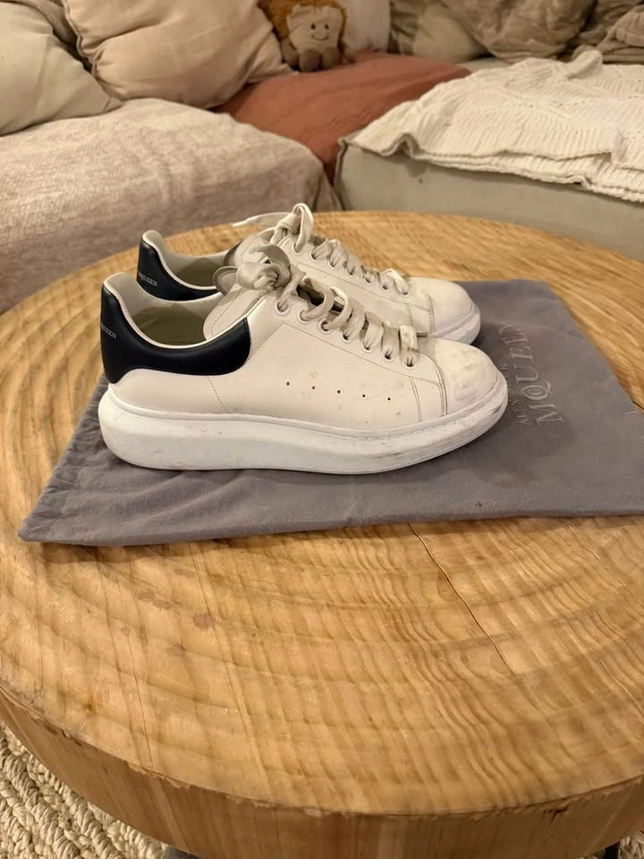 MCQUEEN - Oversized sneakers size 43EU (no box) - photo 2