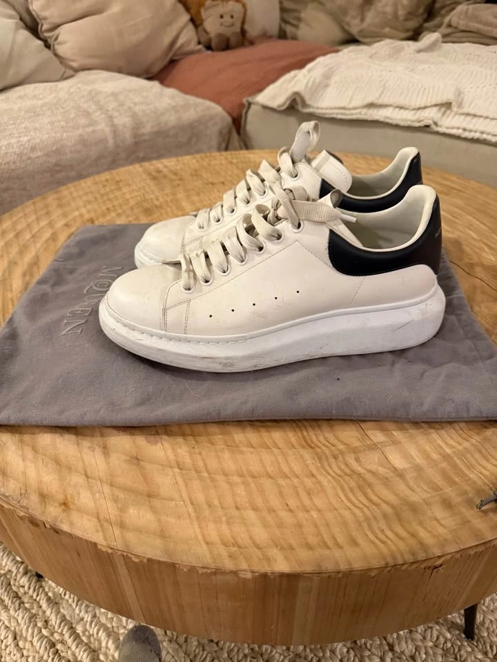 MCQUEEN - Oversized sneakers size 43EU (no box) - photo 4