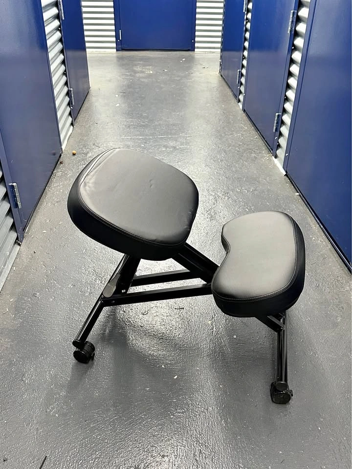 Adjustable Kneeling Chair