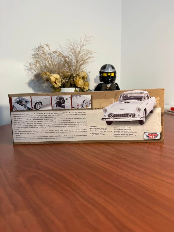 1/18 1956 Ford Thunderbird Diecast (Motor Max) - BNIB - photo 3
