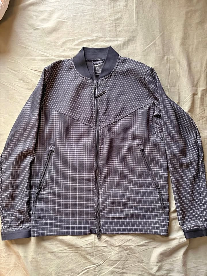 Nike Women's Dark Gray Grid Pattern Bomber Jacket S