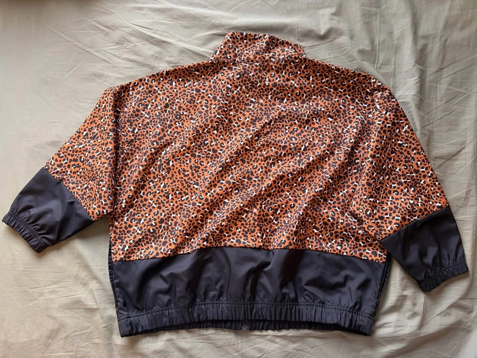 Nike Women's Leopard Print Full-Zip Jacket Small - photo 2