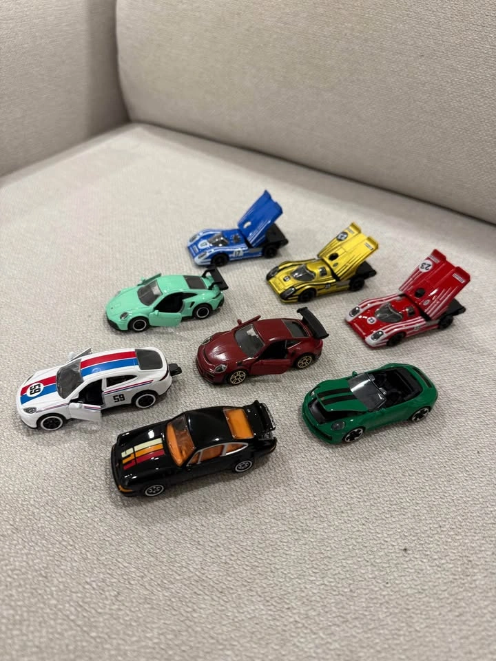 Porsche 1:64 Diecast Majorette Collection - 8 pcs - photo 3