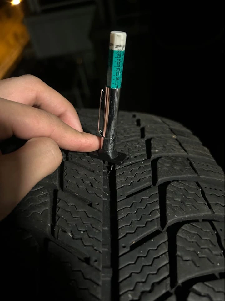 205/55R16 Michelin X-ice 80% Tread - photo 2