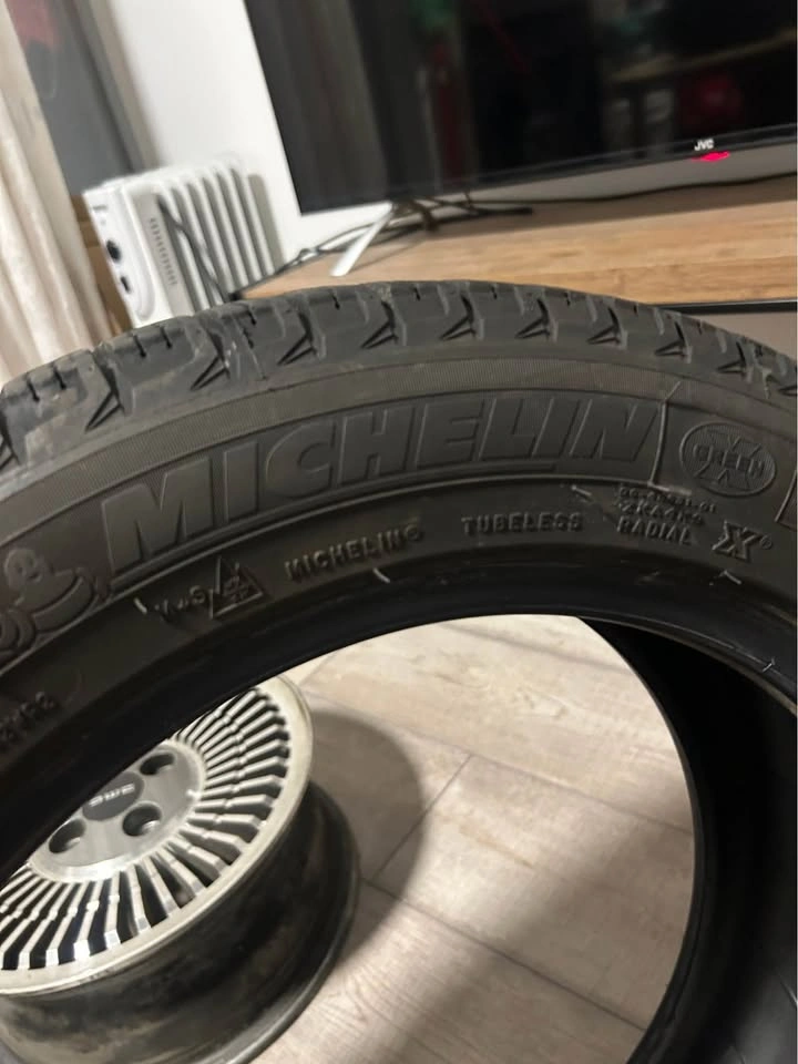 205/55R16 Michelin X-ice 80% Tread - photo 4