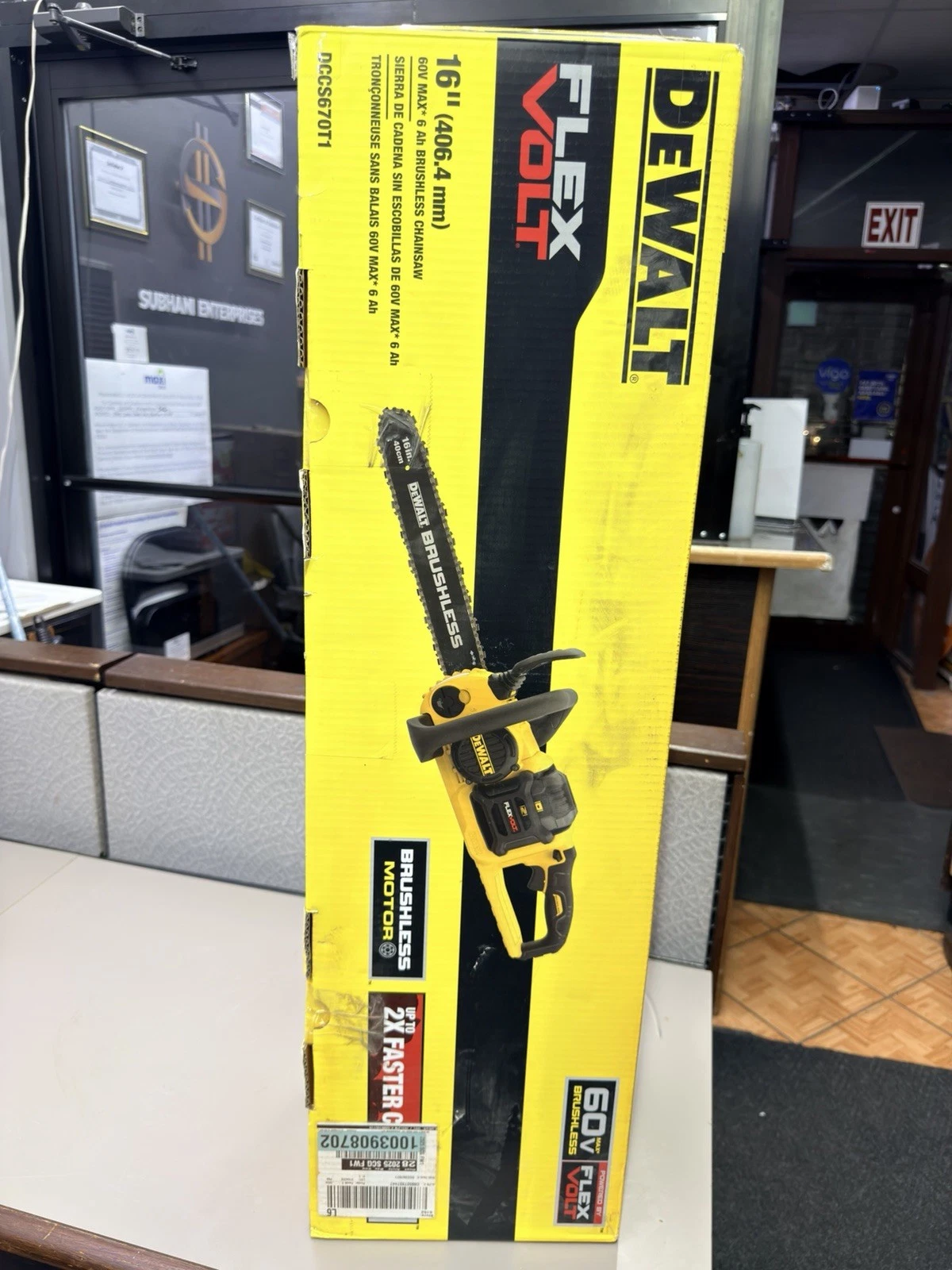 DEWALT FLEXVOLT 60V Chainsaw 16" DCCS670T1 - photo 4