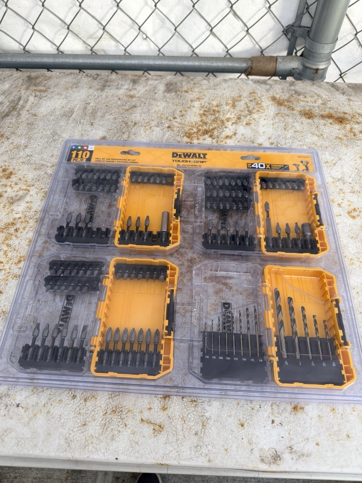 DEWALT Tough Grip Black & Gold 110pc Bit Set