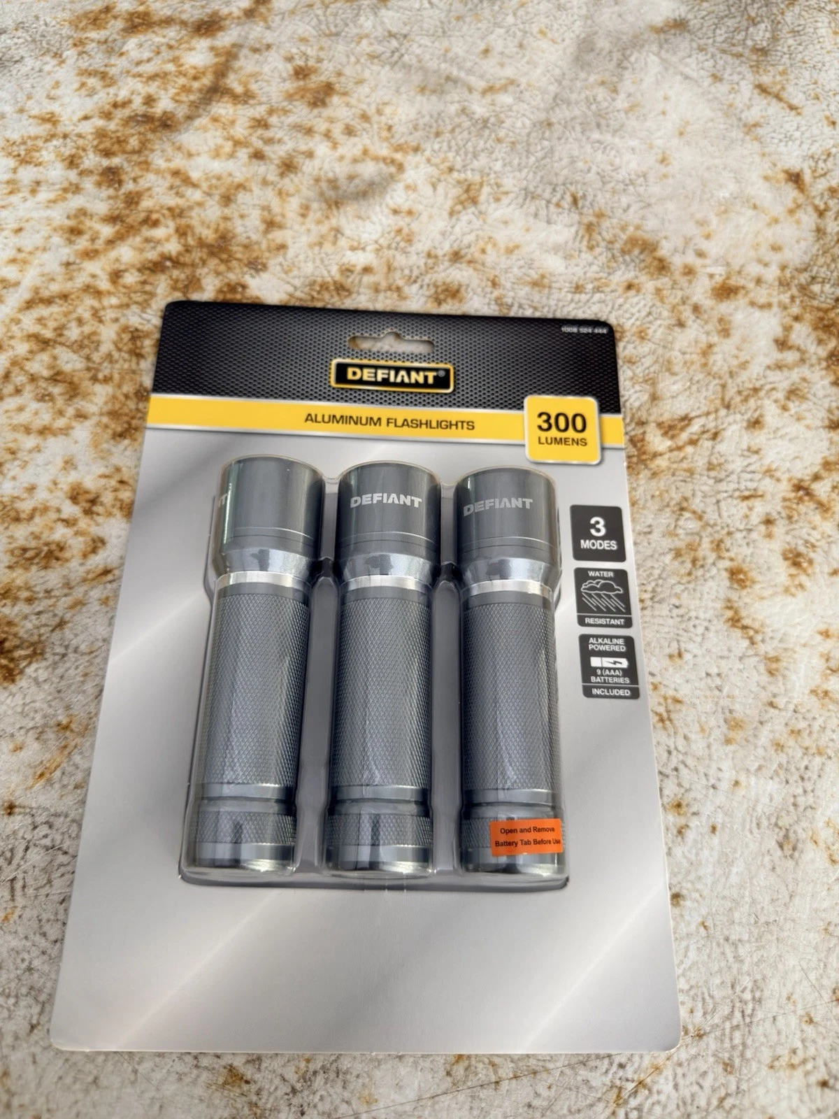 Defiant 3-Pack Aluminum LED Flashlights 300 Lumens Batteries Inc