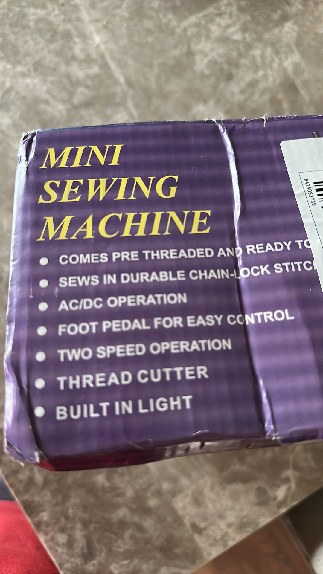 Sewing machine - photo 4
