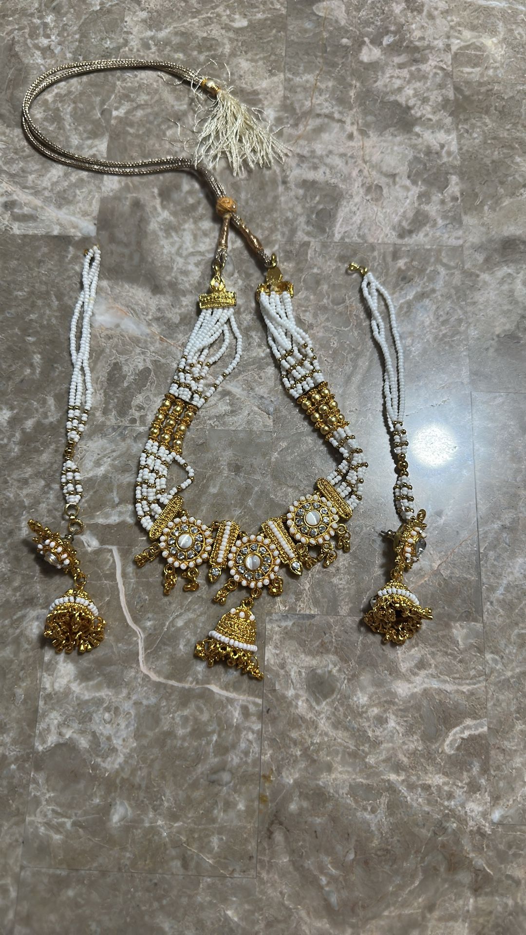 Beautiful White and Gold Indian Jewelry Set