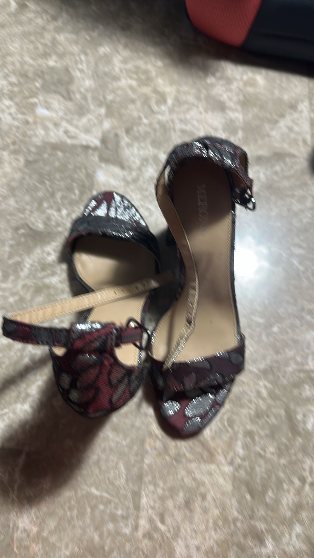 Women’s shoes