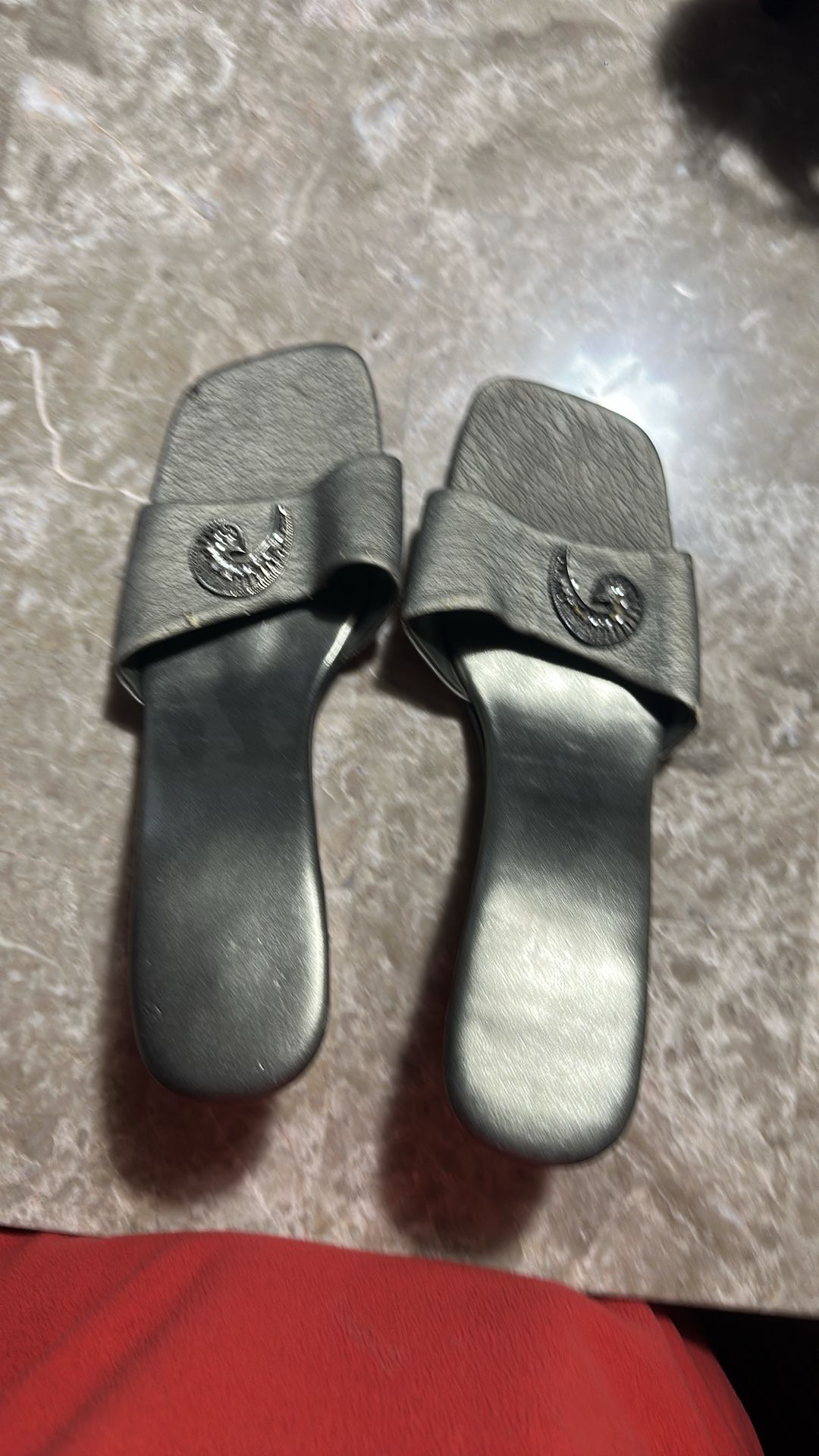 Women’s shoes