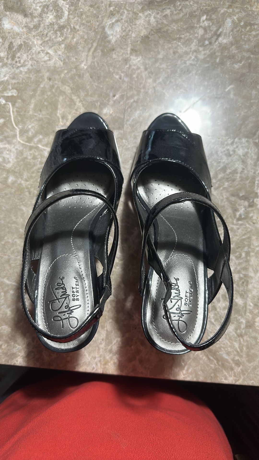 Women’s shoes