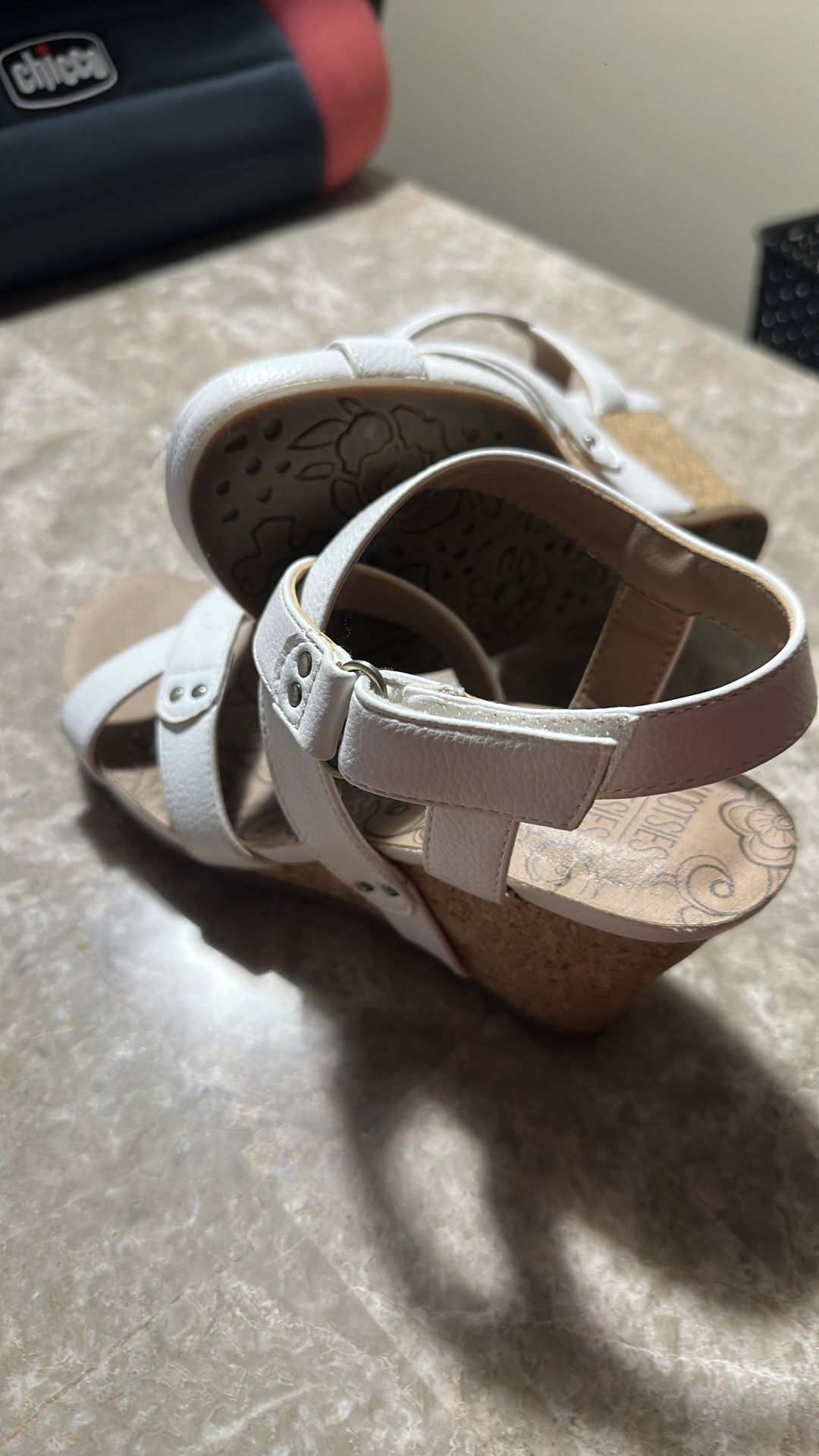 Beautiful White Wedge Heels - Size 7 - photo 3