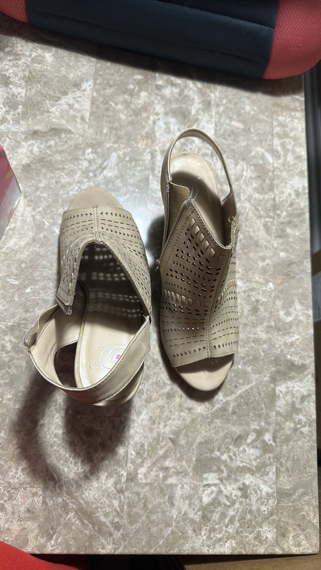 Women’s shoes - photo 2