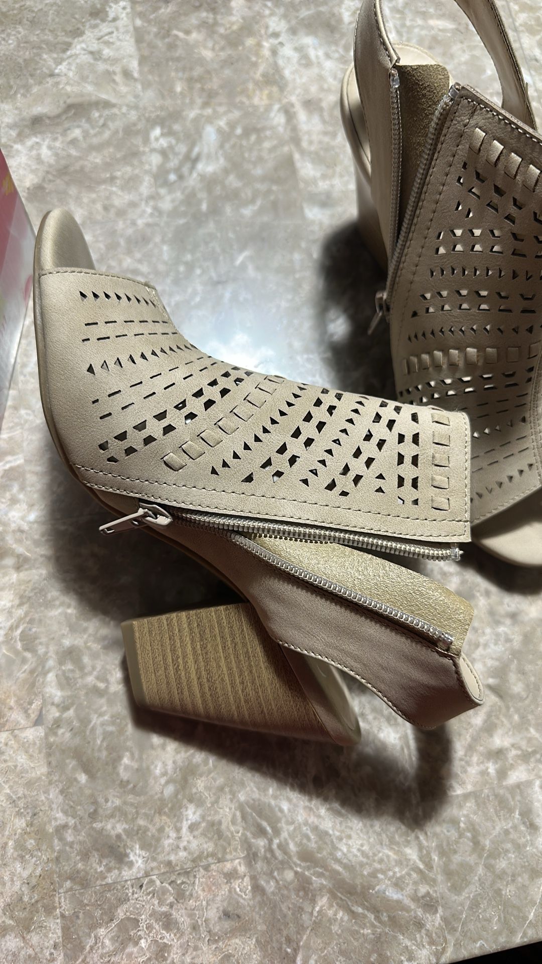 Women’s shoes - photo 3