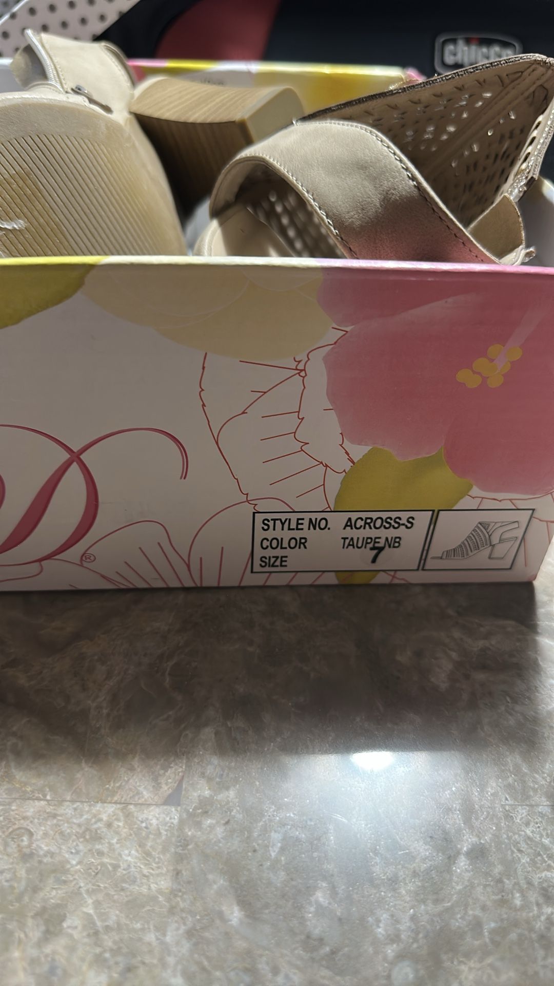 Women’s shoes - photo 4