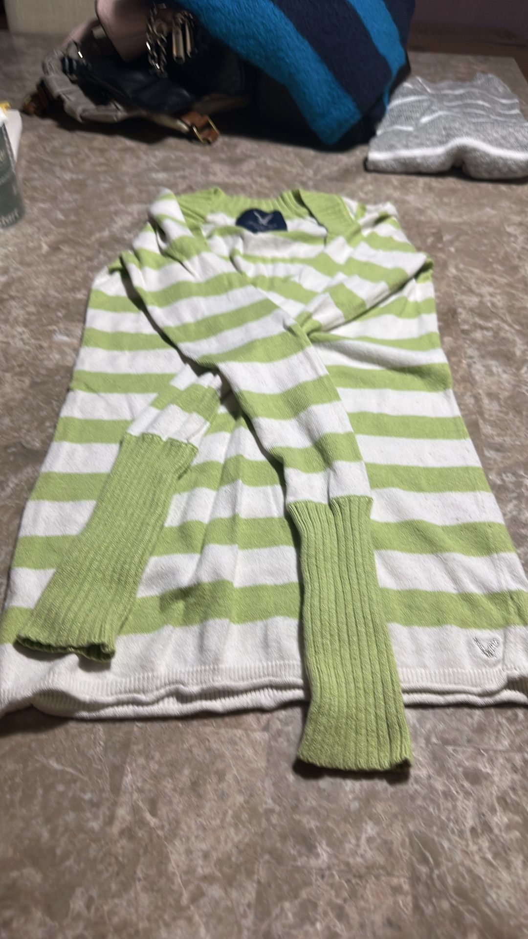 Light Green and White Stripes Sweater - American Eagle Size Smal - photo 4