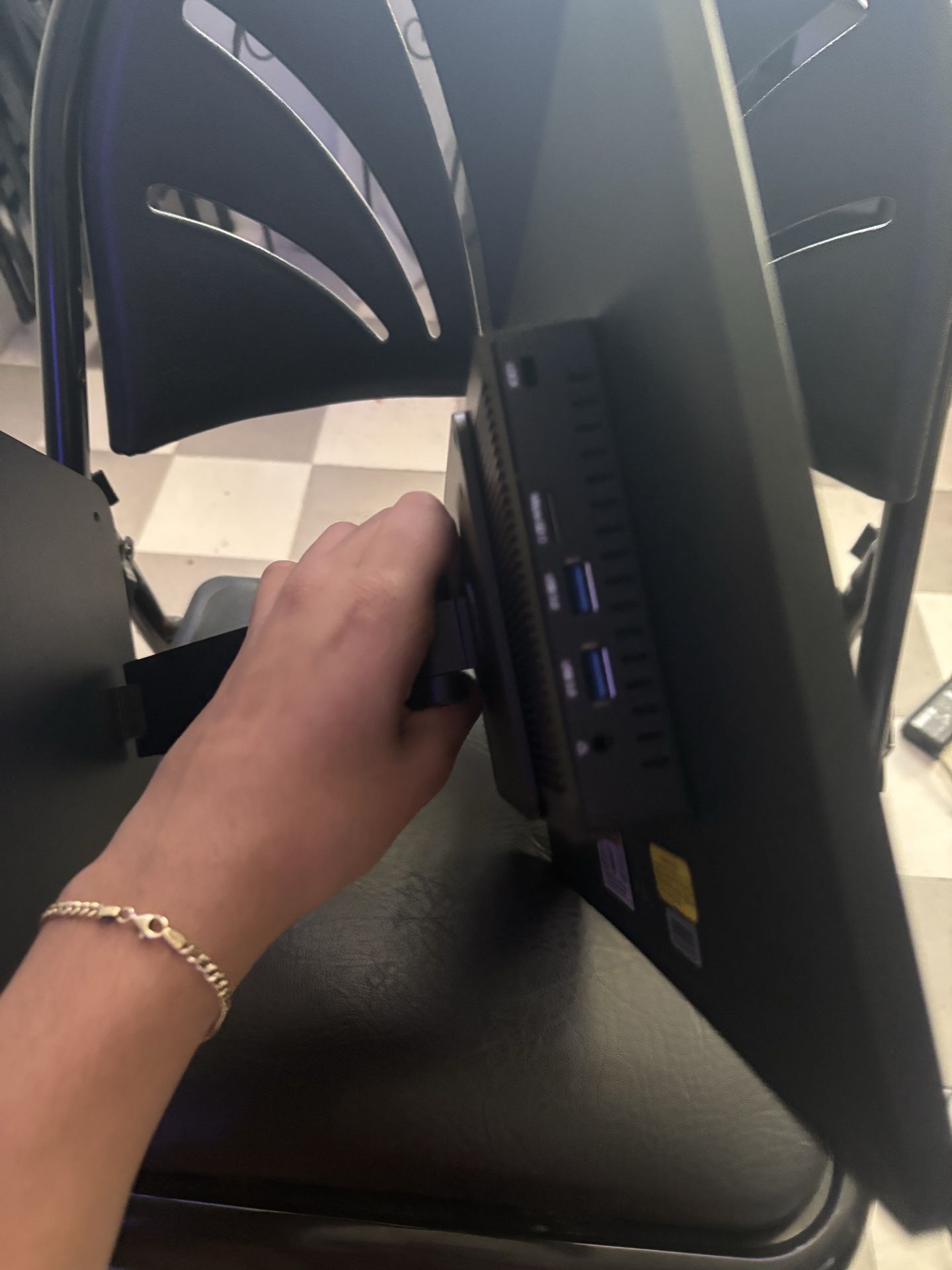All in one desktop computer - photo 4