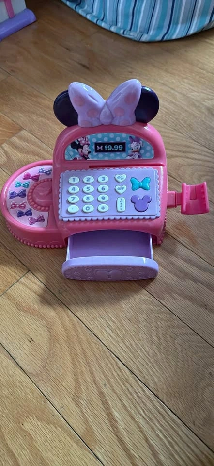 Minnie Mouse Toy Register