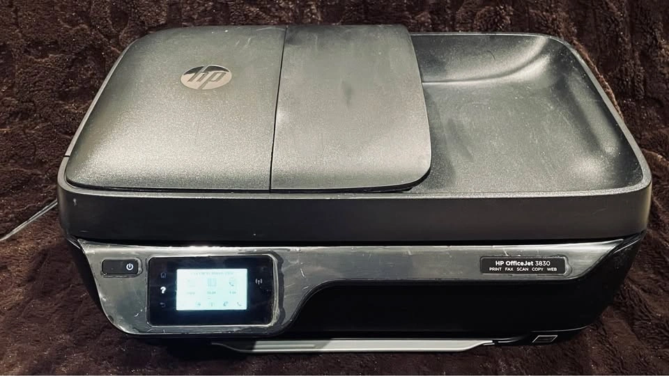 HP OfficeJet 3830 All-in-One Printer - photo 4
