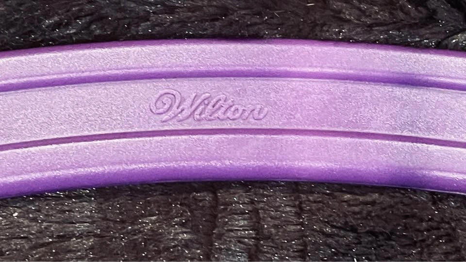 Wilton Cake Leveler - photo 2