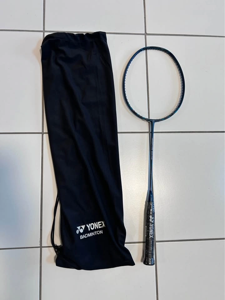 Yonex 800 Pro Racquet JPN version 4UG5