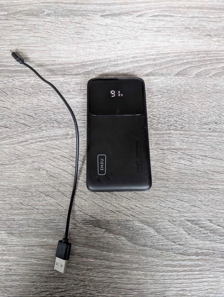 Inui 10,000 mAH Powerbank - photo 2