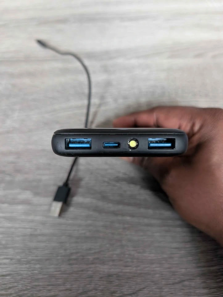 Inui 10,000 mAH Powerbank - photo 3