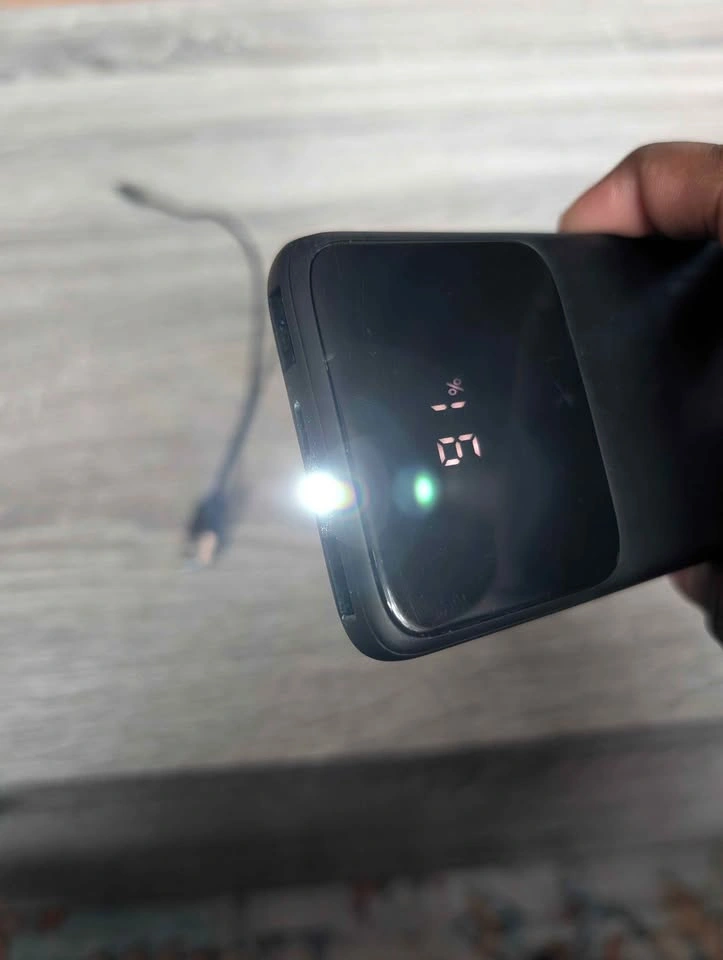 Inui 10,000 mAH Powerbank - photo 4