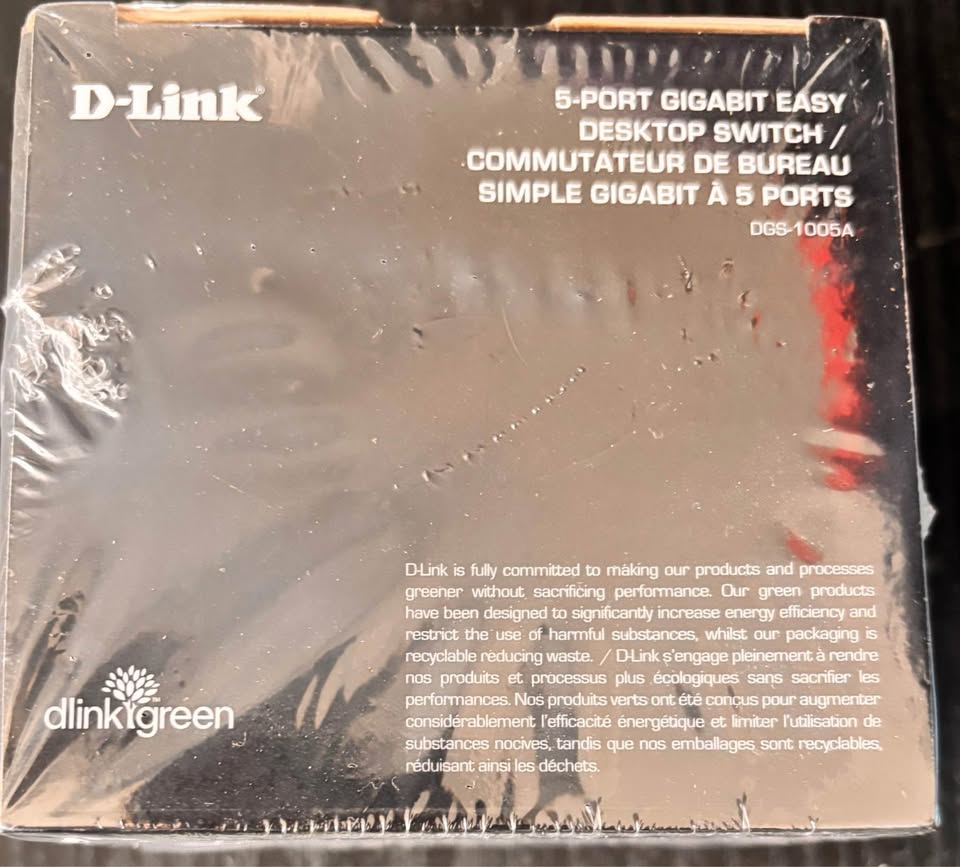 D-Link 5 Port Gigabit Ethernet Switch - New - photo 2