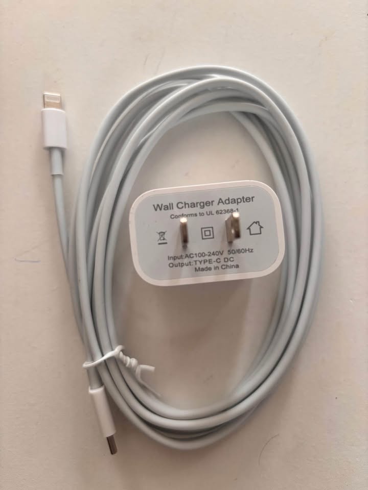 iPhone Fast Charger with MFi 2m Cable & Wall Plug - NEW - photo 4