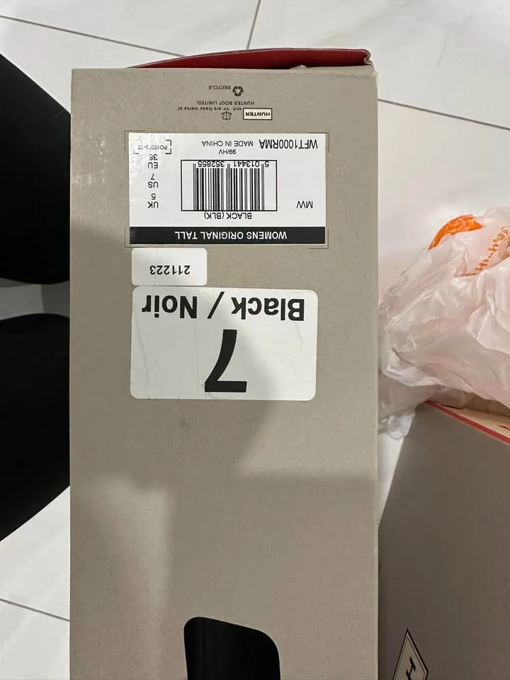 Hunter women Original Tall isulated boot (Black) image indicator(4)