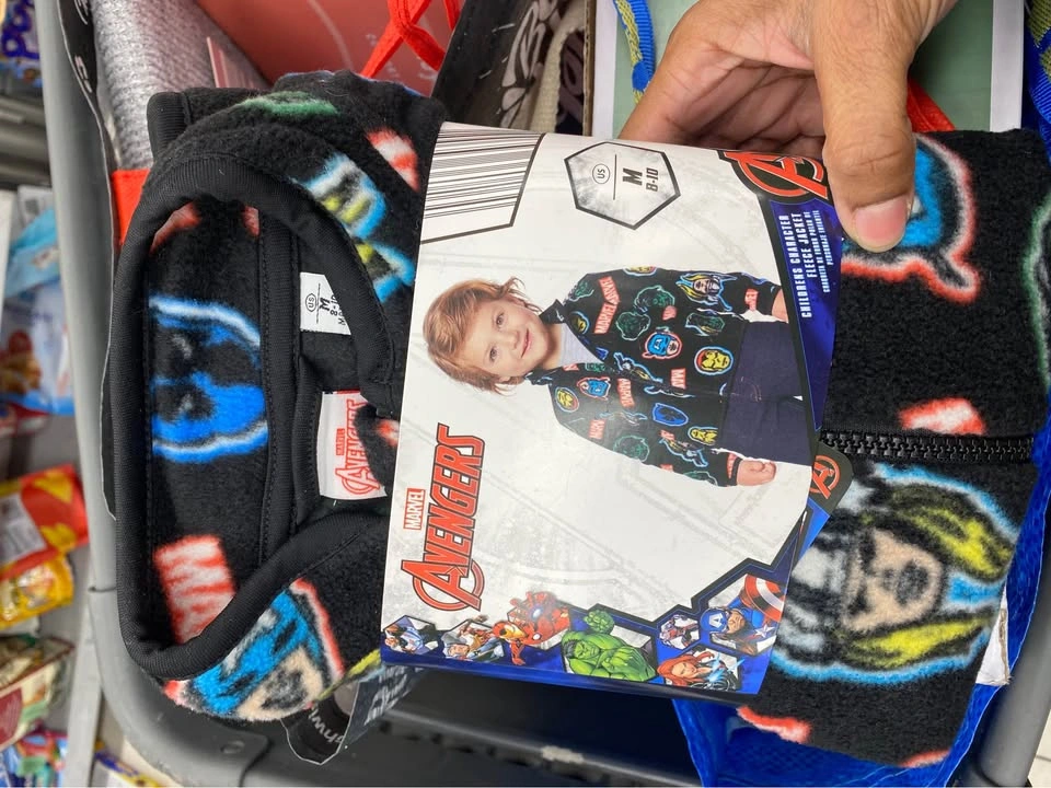 Kids Fleece jacket $5 each all $8 - photo 3