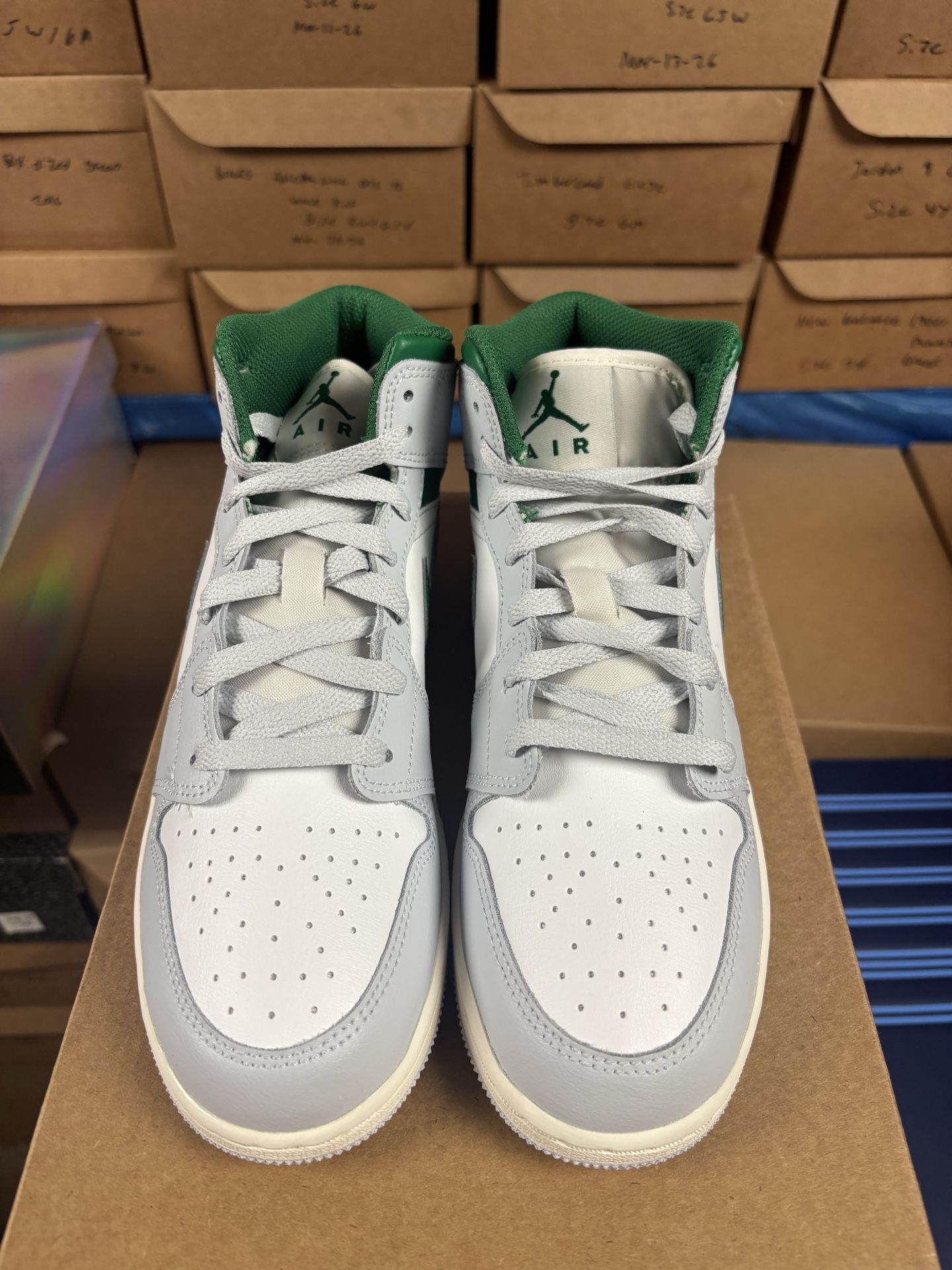 Air Jordan 1 Mid GS Summit Green - photo 2