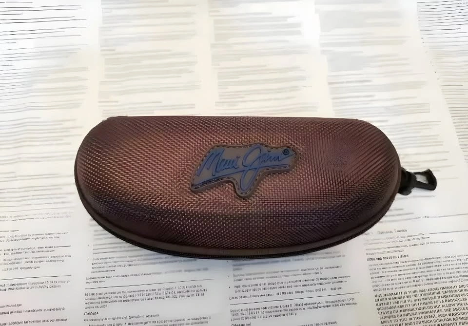 Maui Jim Sunglasses Zipper Case with Cleaning Cloth & Box - photo 2