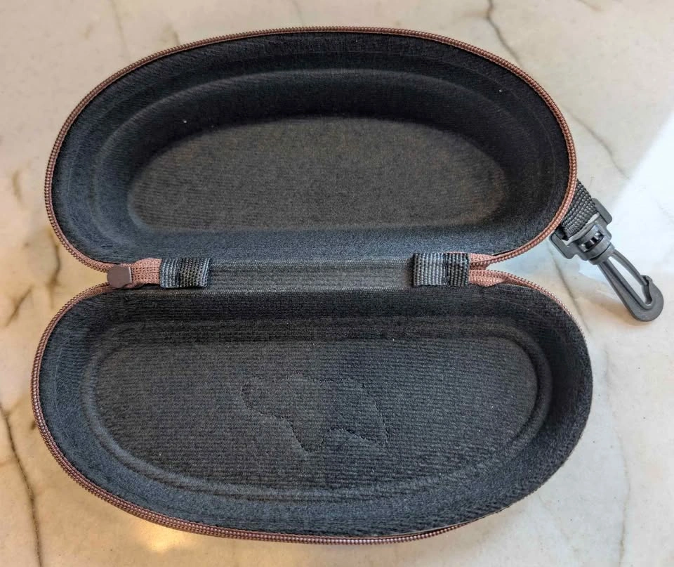Maui Jim Sunglasses Zipper Case with Cleaning Cloth & Box - photo 5