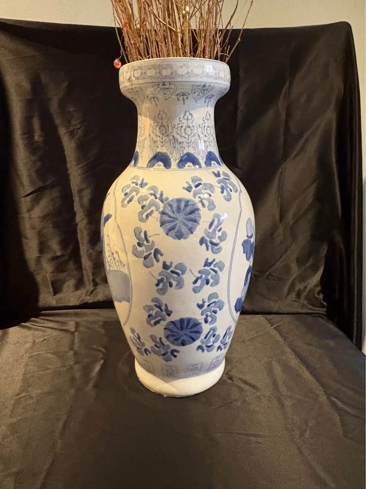 Chinese porcelain vase - photo 3