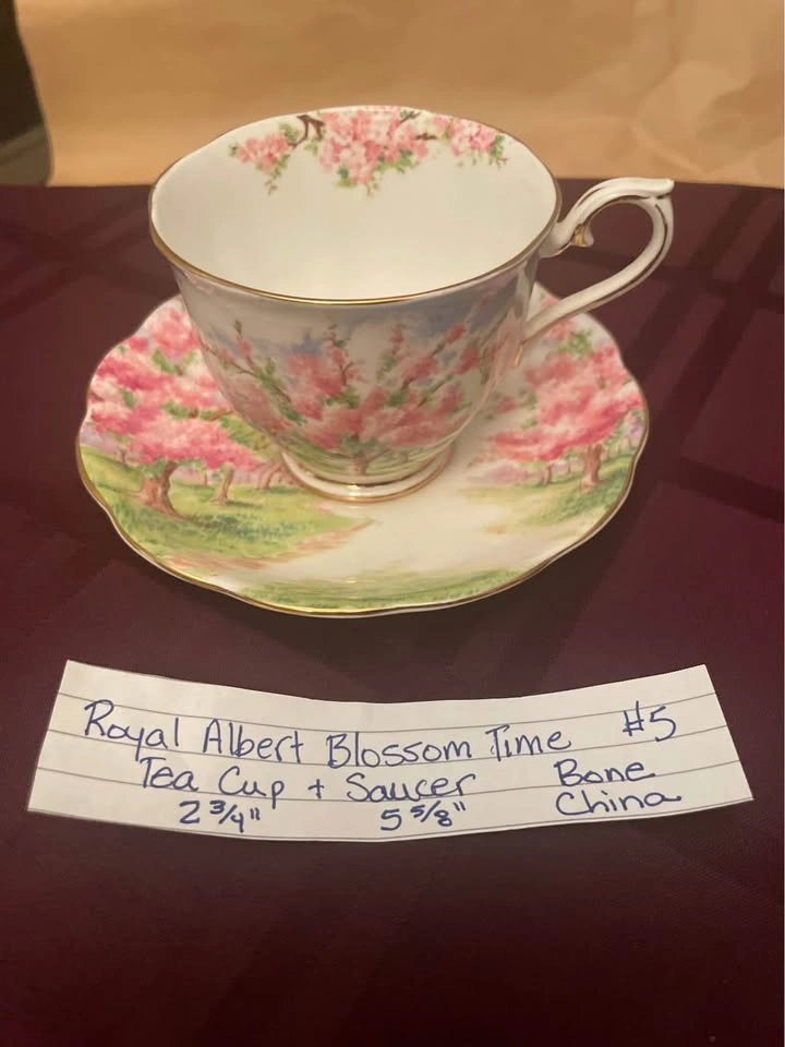 Royal Albert Blossom Time Fine China - photo 2