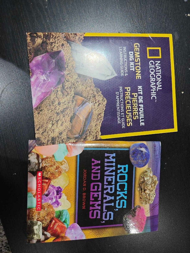 Suitcase Science Rocks Minerals - photo 3