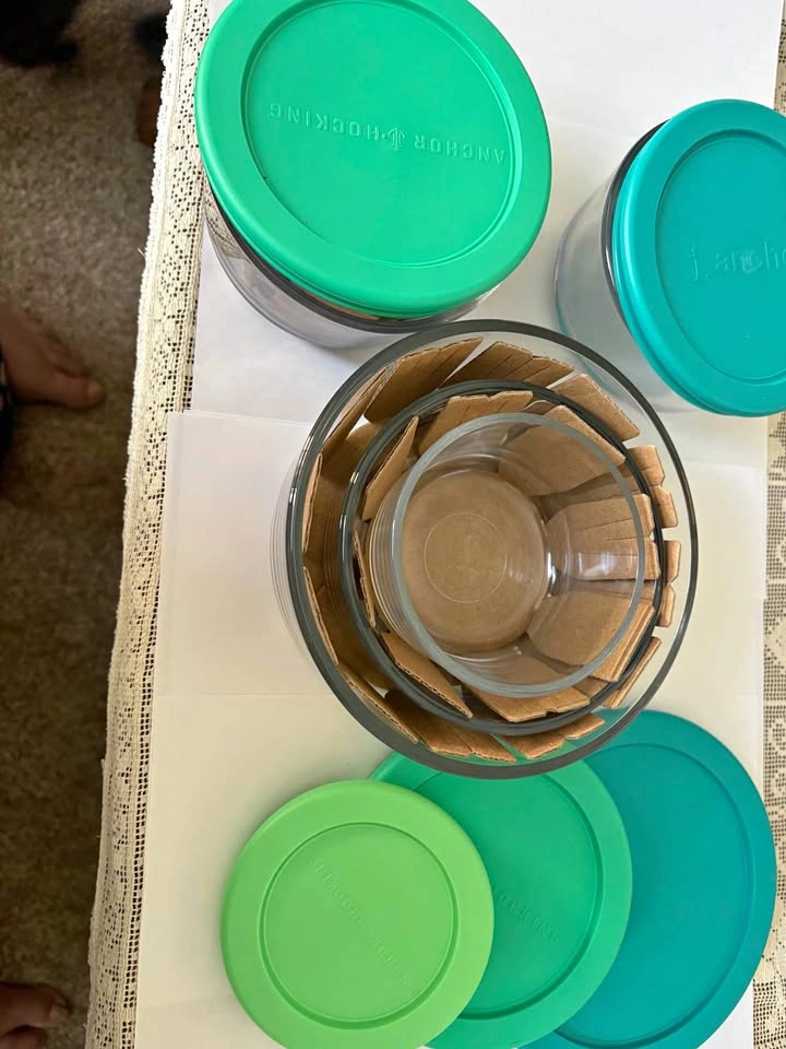 Anchor Hocking Glass Food Storage Containers with Lids