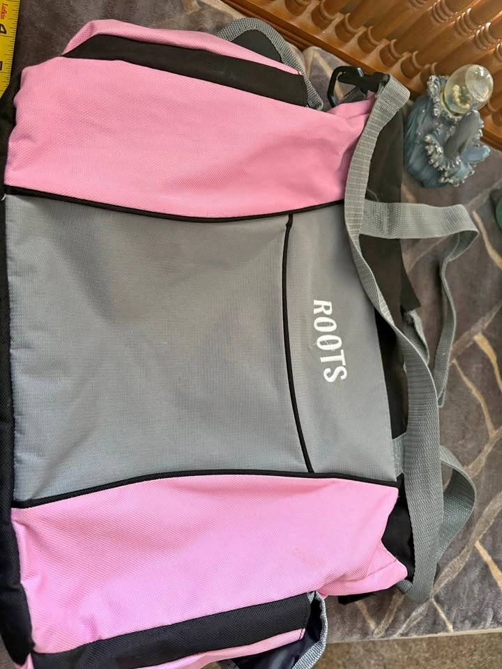Roots Pink Gray Duffel Bag approx 15-16in