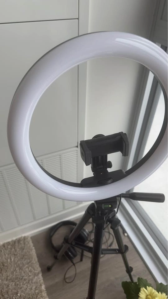 Ring light with three different modes - photo 2