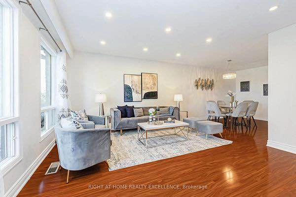 4 Beds 2 Baths - House available in Brampton - photo 2