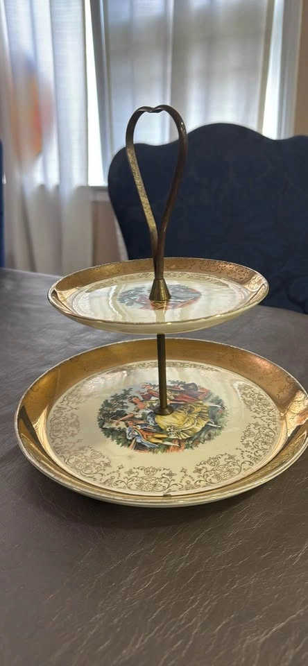 Sabin Crest-o-Gold two tier candy tray - photo 2