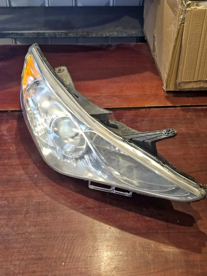 OEM Passenger Side Headlight Sonata 2011-2014