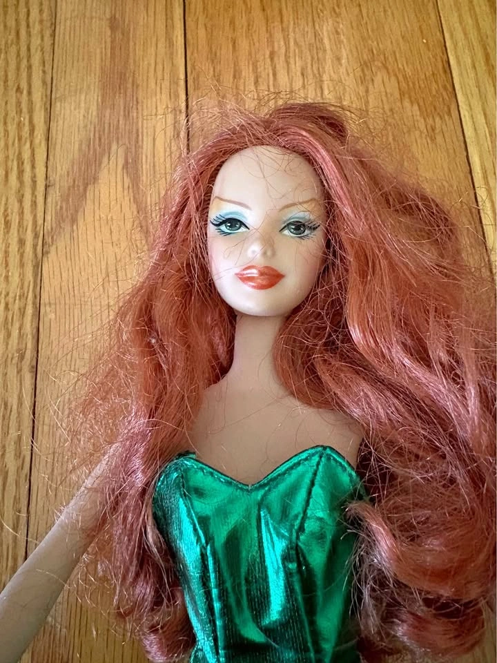 Barbie DC Comics Poison Ivy Doll