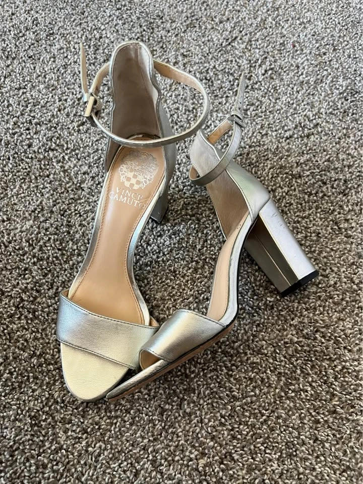 2 Pairs of Heels - photo 4