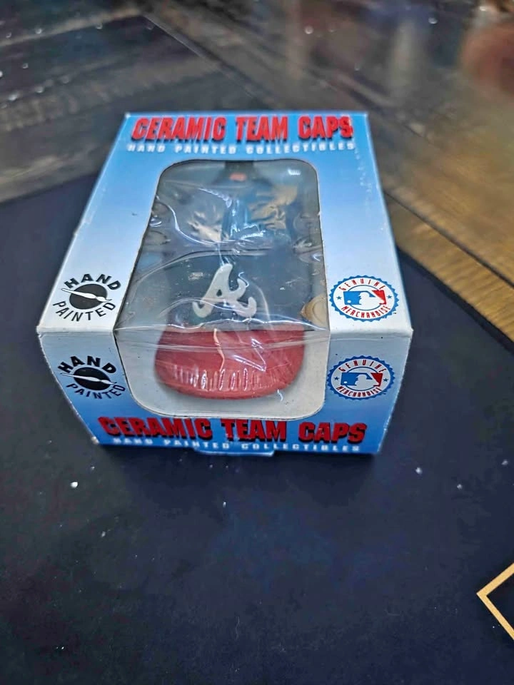 1994 Atlanta Braves Ceramic Cap Collectible